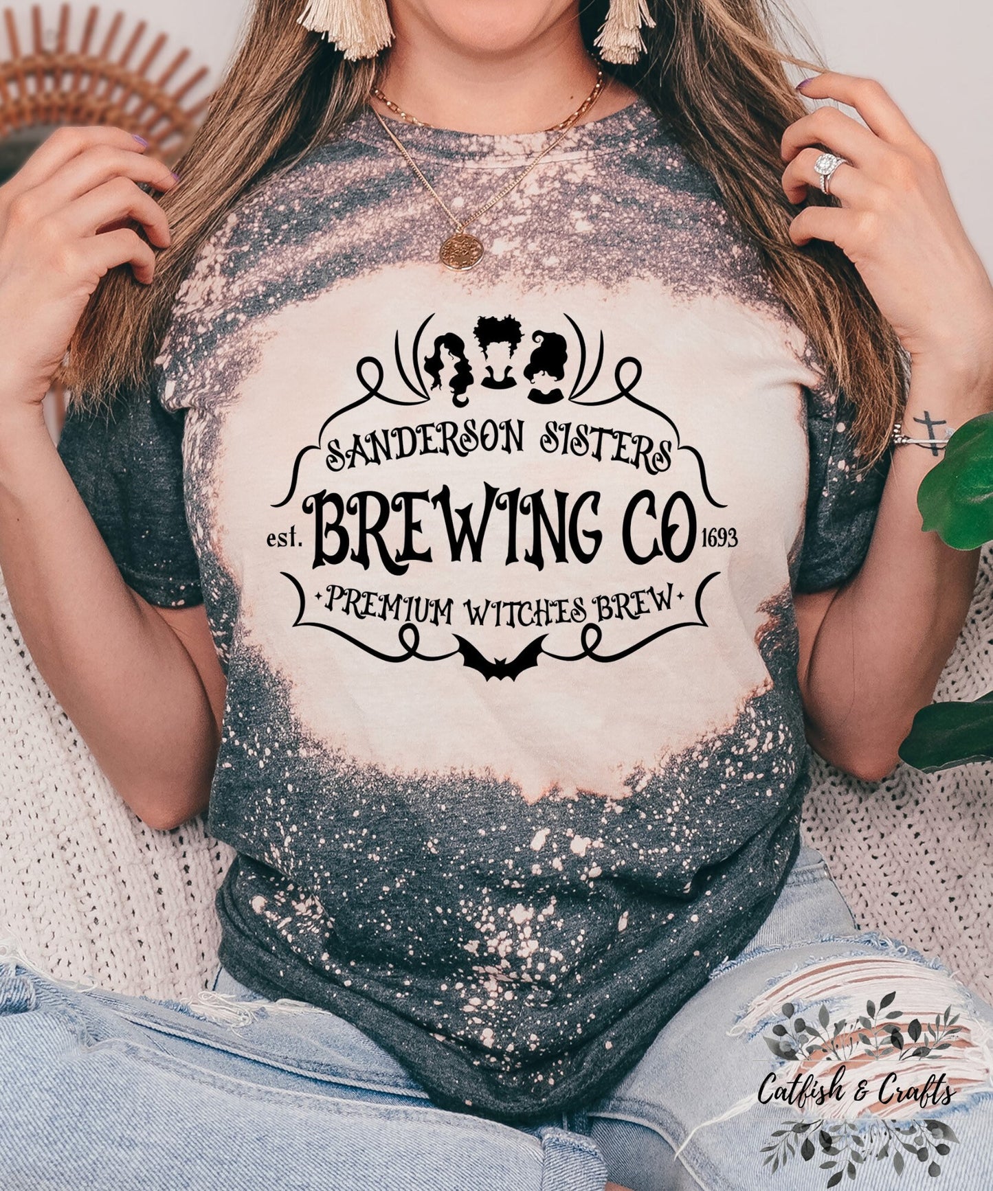 Hocus Pocus Sanderson Sister Bleached Tee